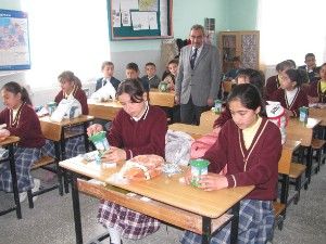 Karatayda öğrencilere çevre bilinci aşılanıyor