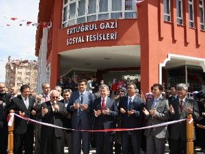Çok fonksiyonlu sosyal tesis açıldı