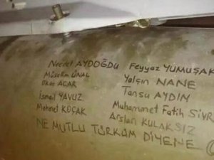 Füzelere şehitlerin isimleri yazıldı