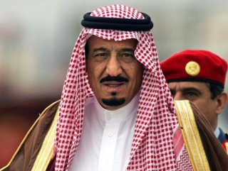 Suudi Kralı'nın tepki çeken Fransa tatili