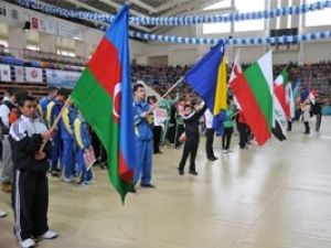 Konya'da Rumi Çocuk Oyunları