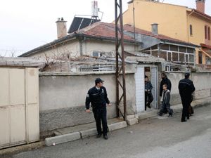 Karbonmonoksit gazından zehirlenen çift öldü