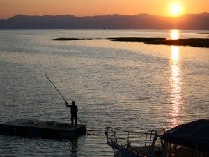 Yağışlar Beyşehir Gölü'nü doldurdu