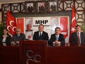 MHP Meramda seçim gezileri