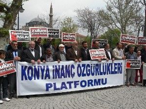 Ucubeleri kınıyoruz