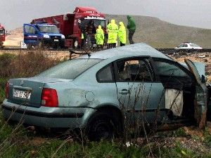 Kazalarda 2 kişi öldü, 3 kişi yaralandı