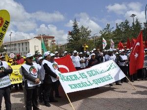 Ülkenin sosyal gelişimi ihmal edildi