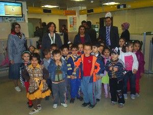Anaokulu öğrencileri PTTyi ziyaret etti