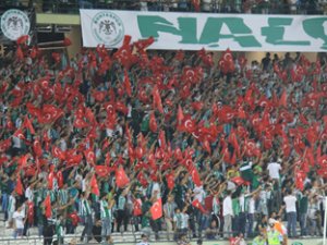 Konyasporlu futbolcular şehitleri unutmadı