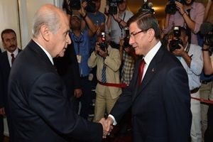 Gözler Davutoğlu-Bahçeli buluşmasında!