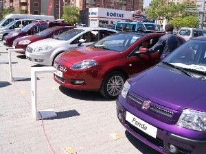 25 Fiat Linea teslim edildi