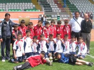 Ereğlili minikler futbolda kapıştı