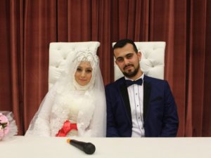 Er ailesi Abdülhamid’i evlendirdi
