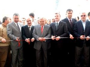 Karatay'ın son pazar marketi törenle açıldı