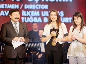 Selçuk İletişime TRT'den birincilik ödülü
