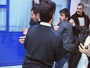 Üniversite’de iki grup arasında kavga çıktı