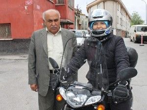 6 çocuk annesinin motosiklet tutkusu