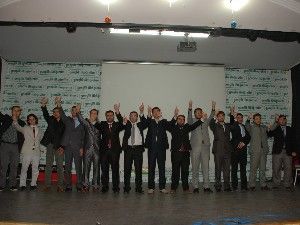 Gençlikte mezuniyet heyecanı