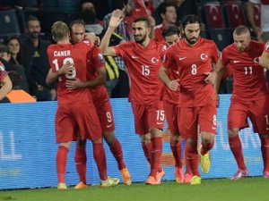 Türkiye - Letonya Maçının Hakemi Açıklandı