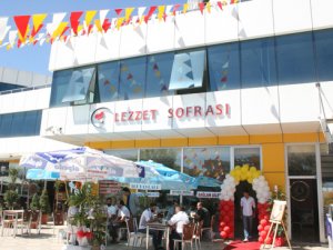 Lezzet Sofrası Bey Plaza'da açıldı