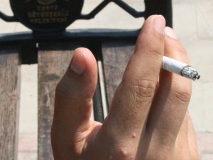 Sigara görme kaybı riskini 2 kat artırıyor