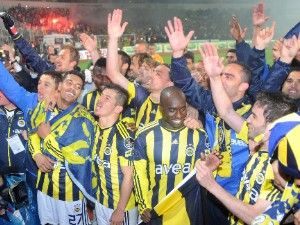 İpi Fenerbahçe göğüsledi