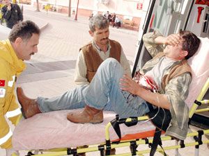 Sebze halinde bıçaklı kavga: 2 yaralı