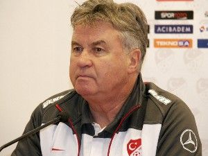 Hiddink: Hedef galibiyet