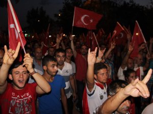 Konya’da Ülkücülerden “şehide Saygı, Teröre Lanet” Yürüyüşü