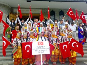 Türkiye’de 13 bin farklı halk oyunu var