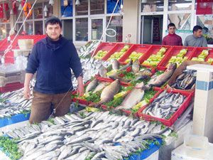 Balık fiyatları taban, sebze tavan yaptı