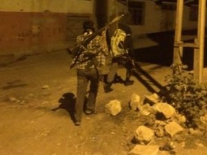 Diyarbakır'da polise roketli saldırı: 1 şehit