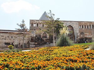 Alaaddin Camisi'nin restorasyonu 2016'da bitecek