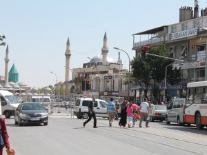 Tramvay hattı yap-boz tahtasına döndü