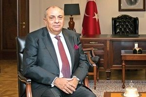 Tuğrul Türkeş MHP'den ayrıldı