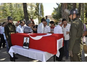 Kalp Krizi Geçiren Astsubay Toprağa Verildi