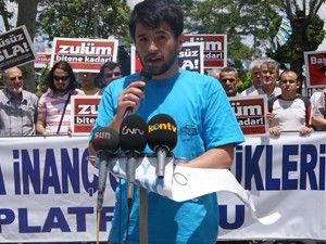 Hiç kimse dine müdahale edemez