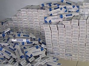 Tır'dan 150 bin paket kaçak sigara çıktı