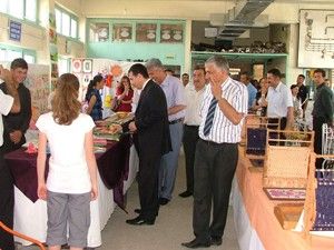 Kulu'da ATL-METEM Okulu yılsonu sergisi açtı