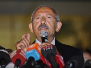 CHP'de delegelerden imza toplanıyor