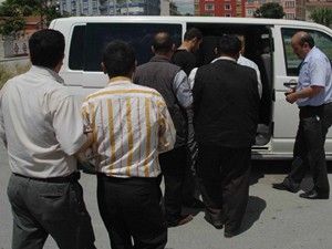 Köylülerin tarladaki trafolarını soydular