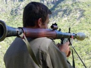 Çukurca'da roketli saldırı