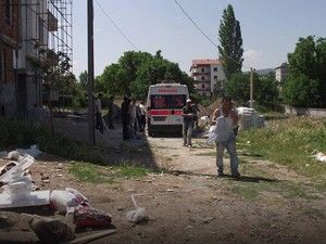 4. Kattan düşen işçi ağır yaralandı