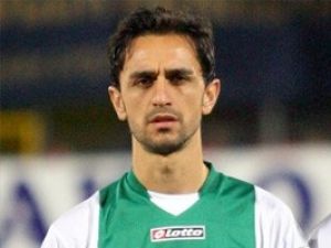 Yavuz 1 yıl daha Konyaspor'da