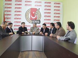 Gazetecilerin çalışma şartları iyileştirilmeli