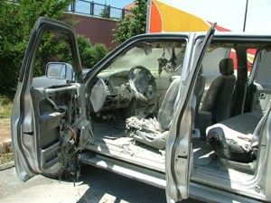 Park halindeki pikap yandı