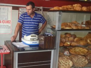 Cihanbeyli'de askıda ekmek kampanyası