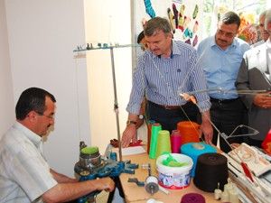 Engellilerin el emeği sergide