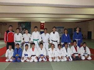 Selçuklu Judo şampiyonaya hazırlanıyor