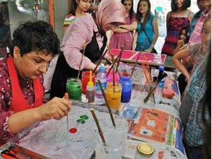 Akşehir'de sanatçılar halkla buluştu